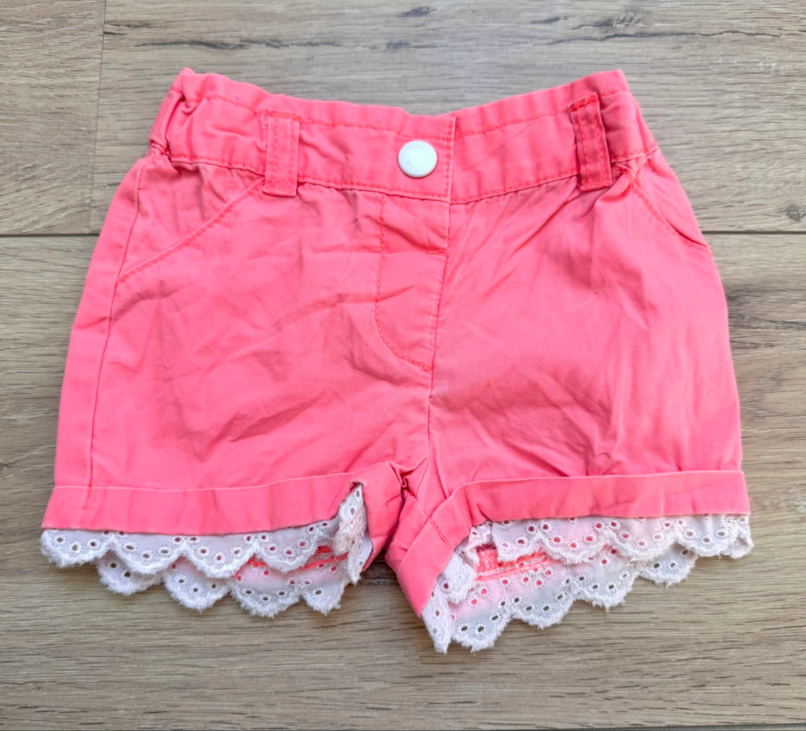 Short 6M